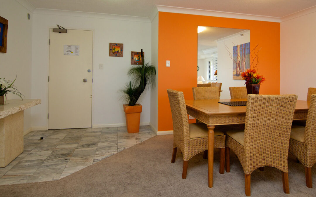 Victoria Square Apartments Accommodation Dining