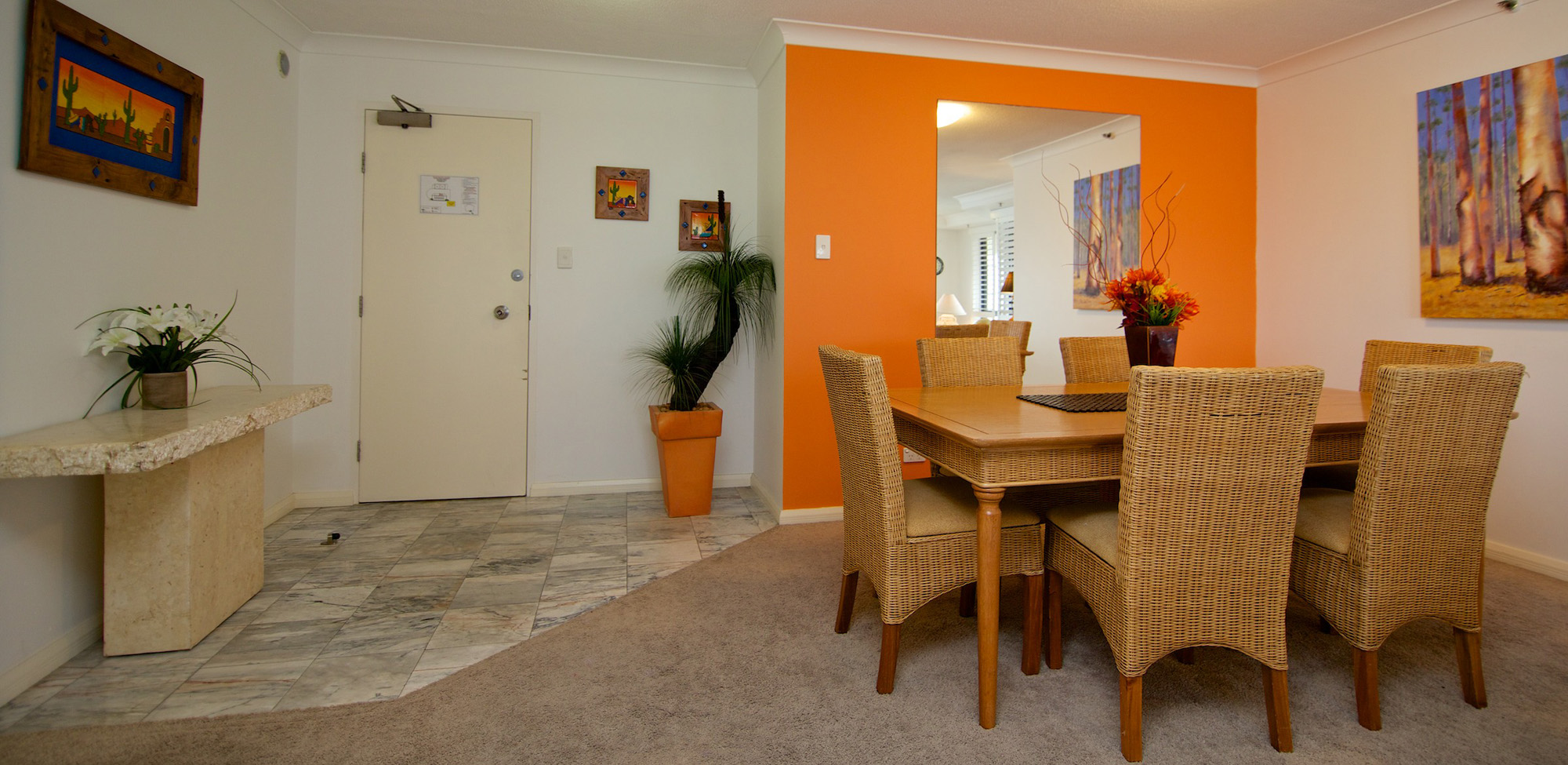Victoria Square Apartments Accommodation Dining